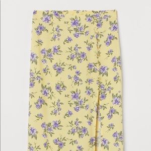 NWT Light Yellow/Floral High-Split Skirt Size 6